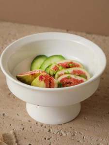 ชามขนมหวานเซรามิกสีขาวบริสุทธิ์ 2025 ชามเซรามิกสไตล์ใหม่สำหรับใช้ในบ้านและร้านอาหารสไตล์จีนแบบย้อนยุค