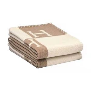Scandinavian Style Ins Air Conditioner Blanket Shawl Flannel Blanket Thickened