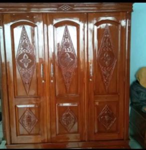 lemari pakaian pintu 3 jati elegan