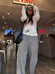 [Womens Hip-Hop Print Hooded Zip-Up Top]เสื้อสเวตเตอร์แขนยาวมีฮู้ดซิปพิมพ์ลายฮิปฮอปลำลองสำหรับผู้หญิงในช่วงฤดูร้อน