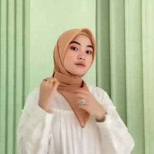 Jilbab Segi Empat Paris Premium / Jilbab Paris Polos | Hijab Kerudung Voal / Jilbab Segiempat Instan