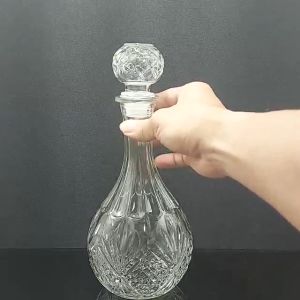 Vỏ Chai Rượu Đẹp 750ml thủy tinh cao cấp mẫu giọt nước hoa văn lá nổi – Chai Thủy Tinh Đựng Rượu chưng bàn ăn sang trọng (B11)