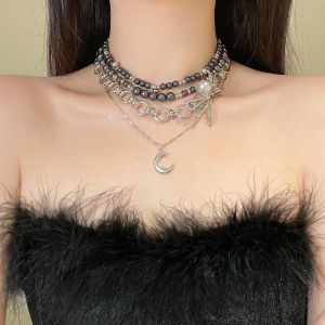 Silver Multi-Layer Pearl Necklace Womens Spider Moon Tooth Choker Sweet Cool High-End Clavicle Chain Fashion Jewelry