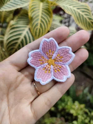 ( Tinggal Setrika ) Stiker Bordir Baju Bunga Iron Patch Flower Timbul Patch Iron Lucu Murah Tambalan Kaos Bolong Tembelan Celana Robek Tempelan Jaket Sobek bordir Tempel Bordil Bordiran