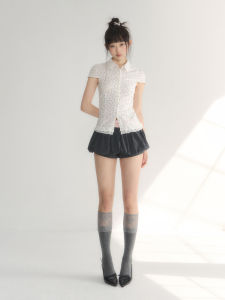 Weekend hub | Lace Trim Waist Shaping Short Sleeve Blouse