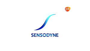 Kem đánh răng SENSODYNE Rapid Action Whitening 100g Giúp Giảm Ê Buốt Nhanh Và Làm Trắng Răng Tự Nhiên