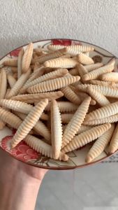 Bánh Đuông Sầu Riêng - Giòn ngon béo bùi hương sầu riêng thơm lừng - Món ngon quà quê Bến Tre