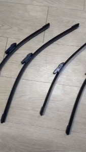 2Pcs Proton Iriz Front Windshield Wiper Silicone / Rubber Soft Wiper OEM Clip