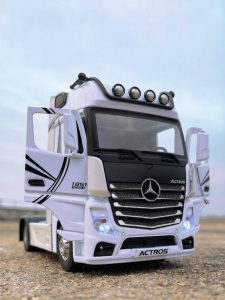 Alloy 1:36 Tractor Trailer Toy Car
