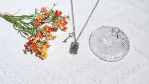 Bandai | Love and Deepspace Caleb Rafayel Personality Couple Fashion Necklace Wolf Claw Cosplay Pendant Clavicle Chain Holiday Gifts