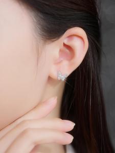 ZHOU LIU FU 周六福 PT950 Platinum Earrings Butterfly Hypoallergenic White Gold Stud Timeless Daily Jewelry for Women Girl B0914846