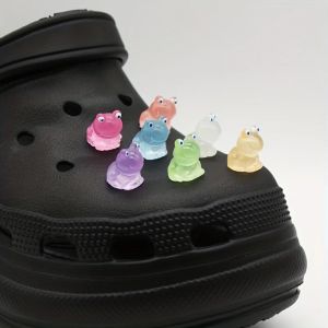 Hot Sales Fashion Trends Luminous Frog Charms Shoe Buckle DIY Detachable Spicy Girl Clogs Sandals Accessories
