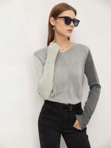 AMII | French Knit Blended Colorblock Round Neck Cardigan