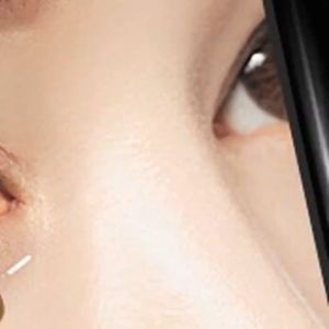 Yumi คอนซีลเลอร์สติ๊ก รีทัชโครงหน้า คอนทัวร์ เครื่องสำอาง contour stick