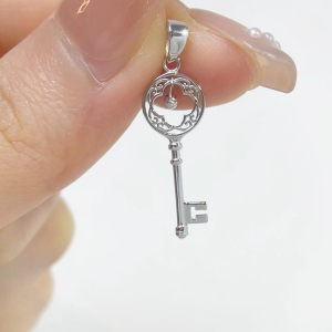 LAZO DIAMOND Minimalist Dangle Bead Clover Key Everyday Pendant in 375/9K White Gold