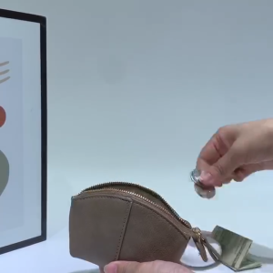 Classic Curve Coin Pouch Womens PU Leather Medium Size Coin Purse Wallet