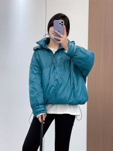 เสื้อแจ็คเก็ตขนเป็ดสีขาวแบบสวมครึ่งหัวพร้อมหมวก ทรงหลวม ลำลอง เสื้อคลุมกันหนาวผู้หญิงฤดูหนาว แขนยาว ปกขนสัตว์ คอตั้ง