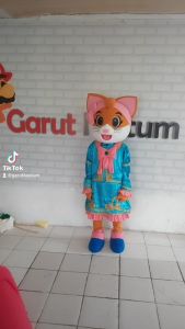Kostum Maskot Badut Macan Cewek Lucu Setelan Karnaval