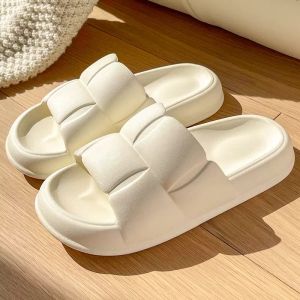 Cute Bear Closed Toe Sandals Womens Summer Internet Celebrity Indoor and Outdoor Shit Feeling Thick Sole Non Slip Beach Hole Shoes