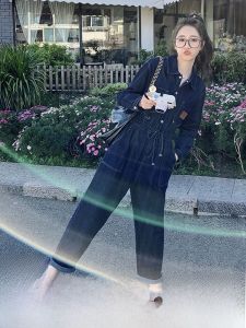 ชุดกางเกงยีนส์เดรสเอวสูงสำหรับผู้หญิง ชุดกางเกงขายาวลำลองสไตล์เกาหลี ฤดูใบไม้ผลิ 2023 แฟชั่นผู้หญิง