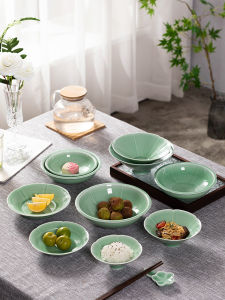 ชุดจานและชามเซรามิกสีเขียวสำหรับใช้ในบ้านสไตล์จีนใหม่ จานอาหาร จานซุป จานขนม เครื่องประดับอาหารมื้อเช้าแบบย้อนยุค