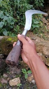 Alat Genggam Untuk Berkebun