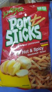 Khoai tây chiên Pomsticks vị ớt cay hiệu Lorenz 70g nhập khẩu Đức