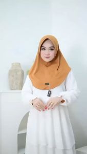Hijab HAMIDA Ukuran M Matte & CANELY: Gaya Modis untuk Wanita