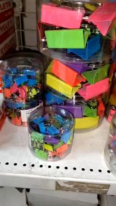 คลิปหนีบกระดาษ M-TEC รุ่น 108F 109F 112F คละสี ราคา/กระปุก