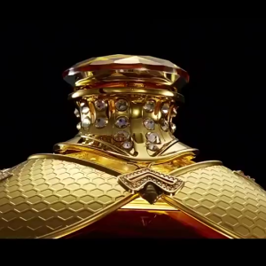 [Royale VIP Edition] Nước Hoa Ô Tô Cao Cấp ÉTONNER Golden Honey Royale 90ml Mạ Vàng 24K 130 Viên Kim CươngHộp Quà Cao Cấp