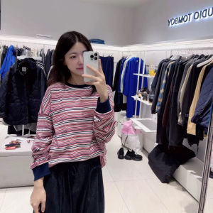 หลวม แขนยาวคอกลม ลายทาง ลำลอง เสื้อยืดผู้หญิงสไตล์ใหม่สบาย ระบายอากาศได้ดี ทันสมัย เกาหลี TB สามมิติสี พรางหุ่น Young-looking Red ลายทาง เสื้อยืด