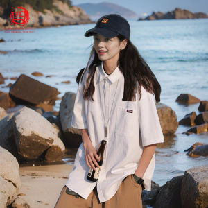 ฤดูร้อน หลวม ลำลอง แขนสั้นสีบริสุทธิ์ ผู้หญิง เสื้อเชิ้ต โอเวอร์ไซส์ ชุดทํางาน เสื้อแจ็คเก็ต อินเทรนด์ คอกลม ความยาวปกติ โพลีเอสเตอร์ ผ้าฝ้าย Blend