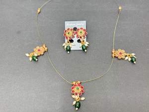 NJ Visible Flower Pendant with Earrings Set