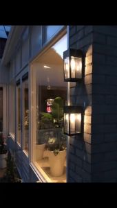 LED ไฟติดผนังโซล่า สวนไฟหน้า โคม ไฟติดผลิต โซล่า เซลรั้ว