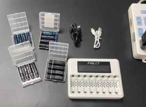 PALO 1.5V Li-Ion 8 Slot LCD Display Charger+1.5V li-ion AA 3400 MWH /AAA 900 MWH battery