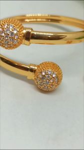 Gelang bola mata gold Gelang tinju yaxiya full mata gelang tangan free cinicn motif bola dua perhiasan wanita titanium gold