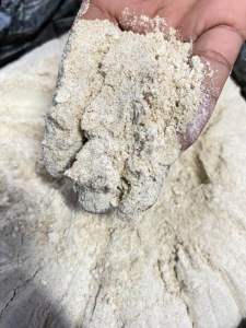 TEPUNG GANDUM PAKAN TERNAK 1KG