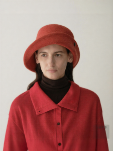 INSIS FEMME | Festive Series Winter Asymmetric Brim Retro Boat Hat