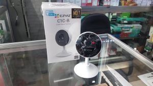 Camera Wifi trong nhà Ezviz CS-C1C-B 2MP (2MP / Đàm thoại 2 chiều / Chân đế nam châm)