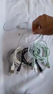 Robot RBM100S Kabel Data Charger Micro USB 2A Colorful Special Edition