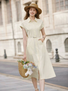 XIANGYING | Đầm Đi Làm Pháp Tay Ngắn Nút Đơn Accent Waist