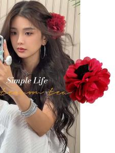 กิ๊บติดผมรูปดอกกุหลาบสีแดงหรูหราสำหรับผู้หญิง กิ๊บติดผมรูปดอกไม้ กิ๊บติดผมรูปปากฉลาม เครื่องประดับผม ชุดเครื่องประดับแฟชั่น