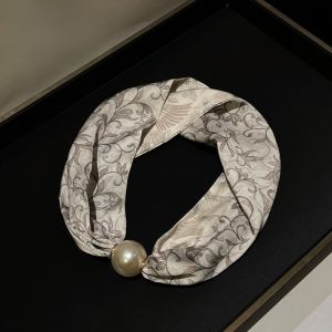 Western Style Printed Pearl Magnetic Buckle Necklace Small Silk Scarf Womens Spring and Summer Thin Decorative Bench Scarf All-Match Scarf