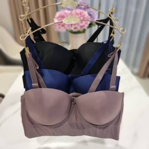 เสื้อในมีโครงทรงเกาะอกครึ่งเต้า สำหรับสาวอวบขนาด 6 ตะขอ ปรับได้ 4 ระดับ