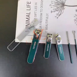 Manicure Pedicure Set 10 in 1 Alat Gunting Kuku Dengan Alat Pembersih Telinga