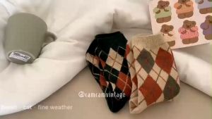 TẤT VỚ CAO CỔ NAM NỮ VỚ CAO CỔ NAM THỔ CẨM LÔNG THỎ CAO CẤP QUẢ TRÁM ĐI GIÀY TÂY CAM CAM VINTAGE