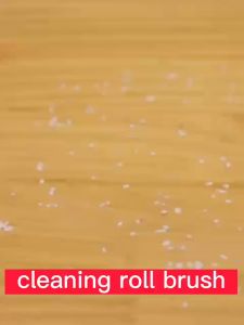 Lint roller sticky roller remove dust is suitable for cleaning animal hair dust and clothing. It facilitates easy and quick cleaning and is a portable roller brush for household