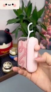 Free Floss Picks Portable Auto Rebound Floss Holder Automatic Pop-Up Floss Organiser Premium Floss Storage Box Dopamine Color Compact Clean Closed Design