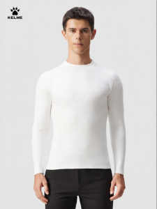 Kelme | Warm and Sporty Casual T-Shirt