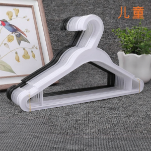 Plastic Disposable Clothes Hangers